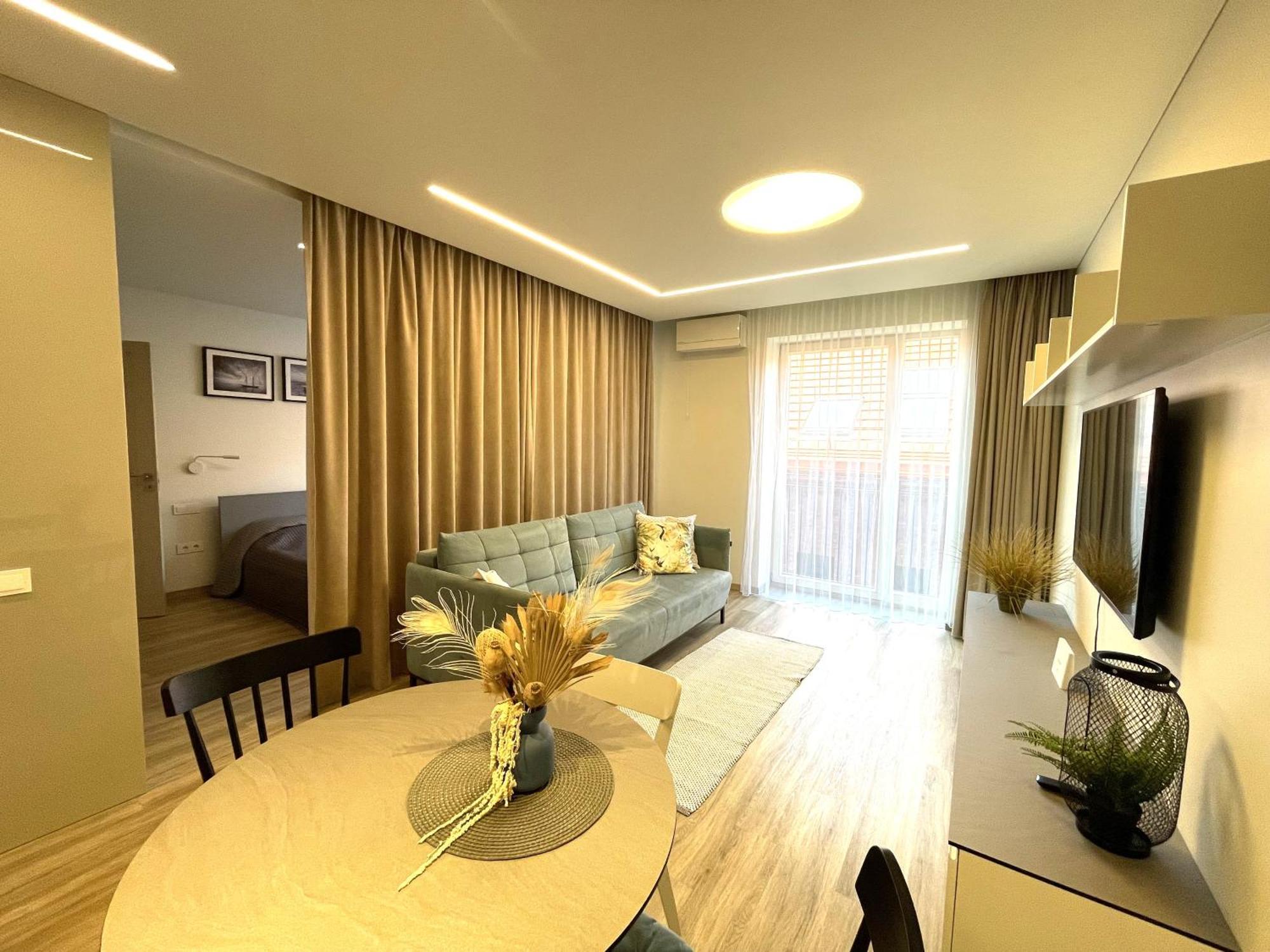 Benetis Apartments 克莱佩达 外观 照片