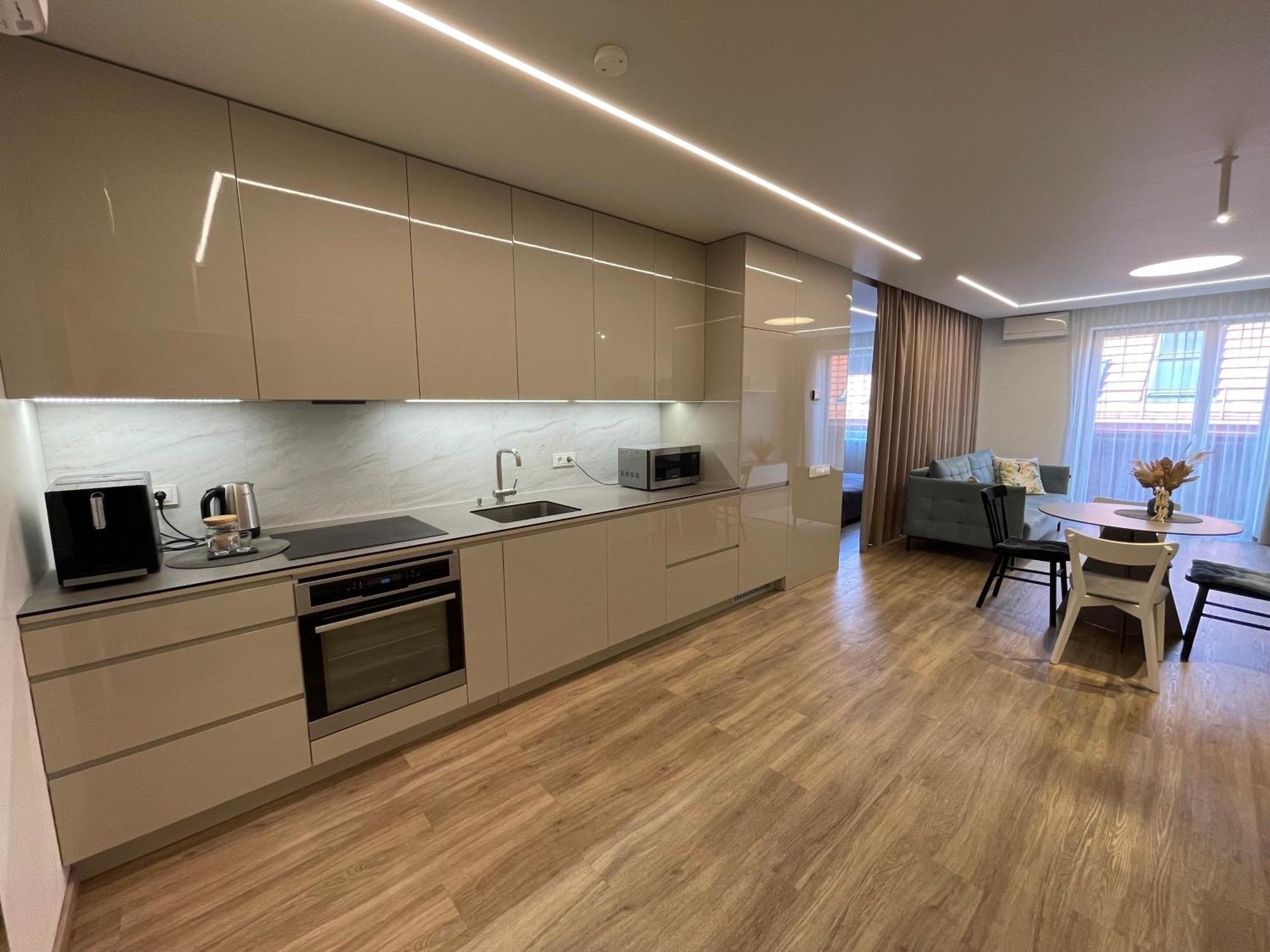 Benetis Apartments 克莱佩达 外观 照片